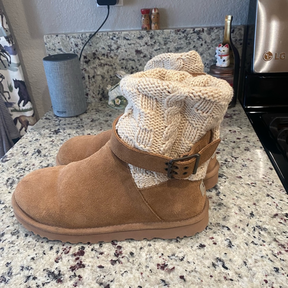 Ugh boots size 8